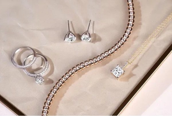 Discover the finest collection of jewelry in atlanta