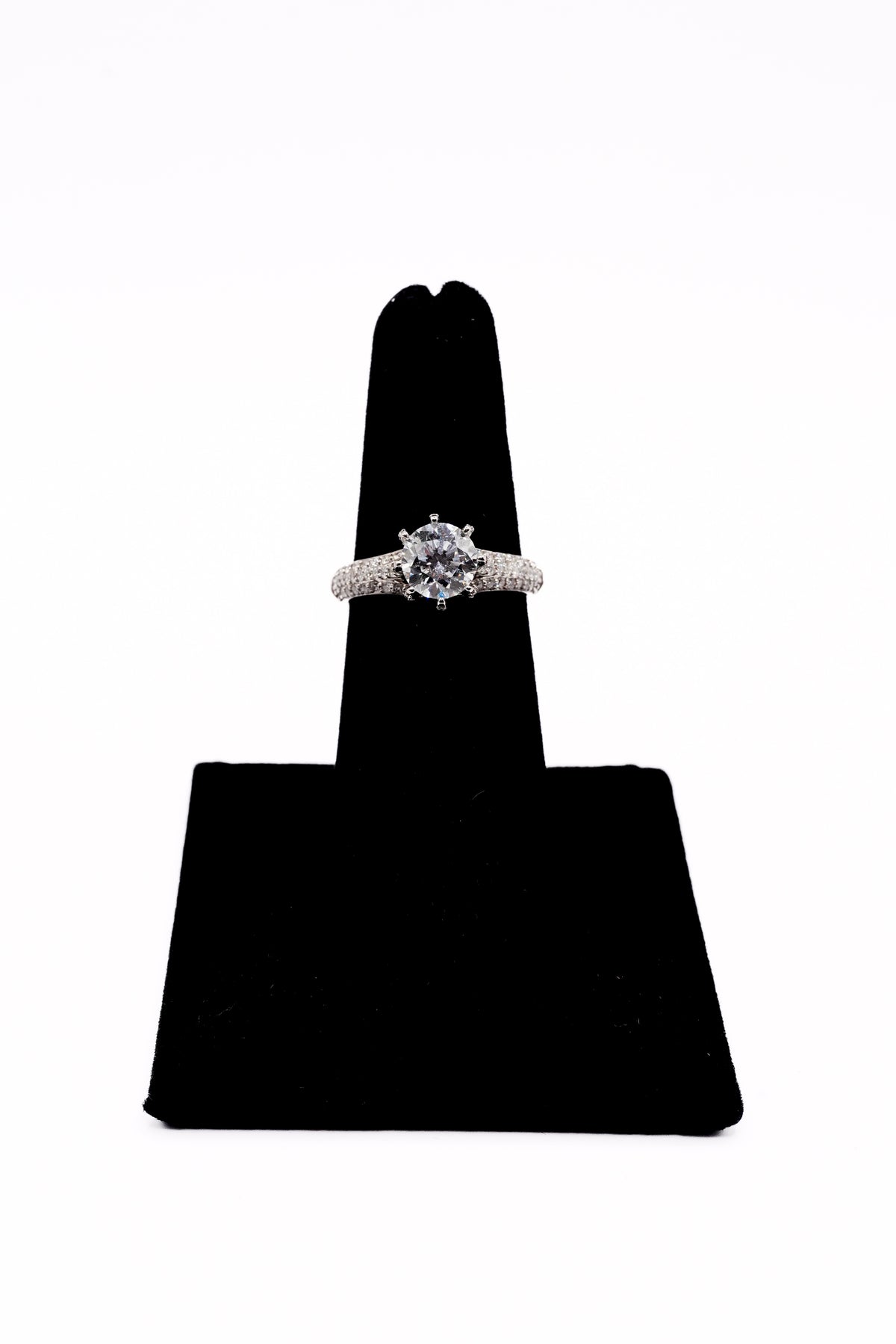 14k white gold pave 1