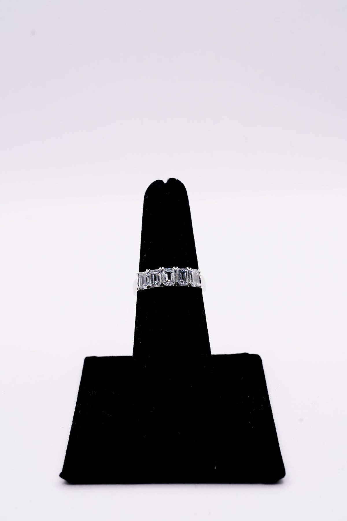 5 diamond emerald cut 14k white gold ring