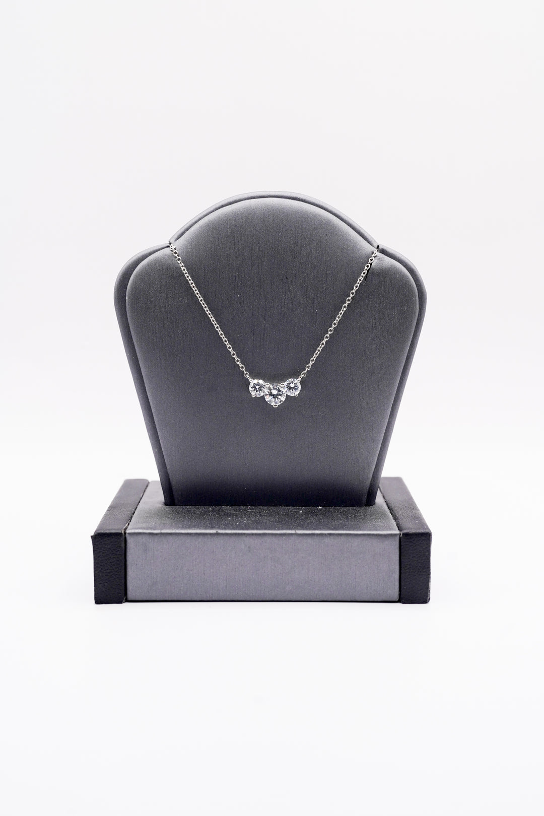 14k White Gold 3 Diamond Pendant