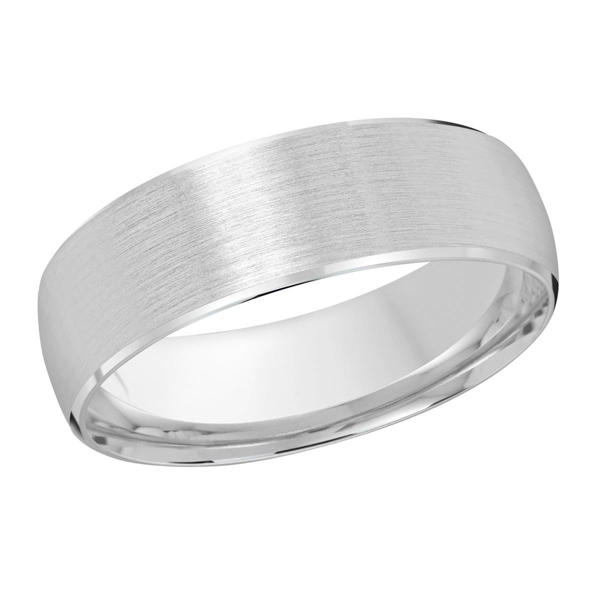 This elegant 6mm yellow gold domed wedding ring has a stunning hammered finish with thin high polish slanted edges